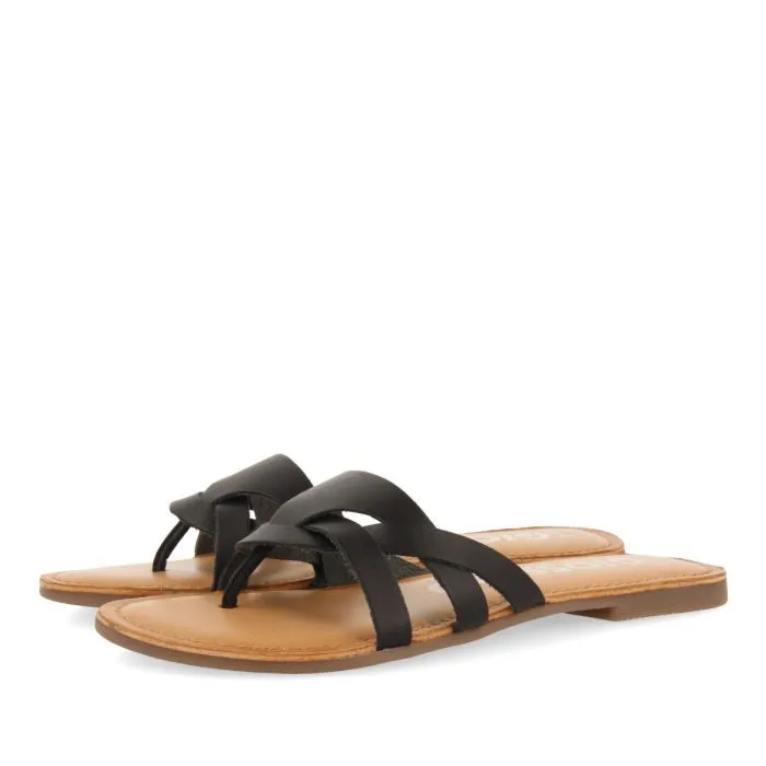 BLACK LEATHER SANDALS WITH STRAPS FOR WOMEN CAYUSE