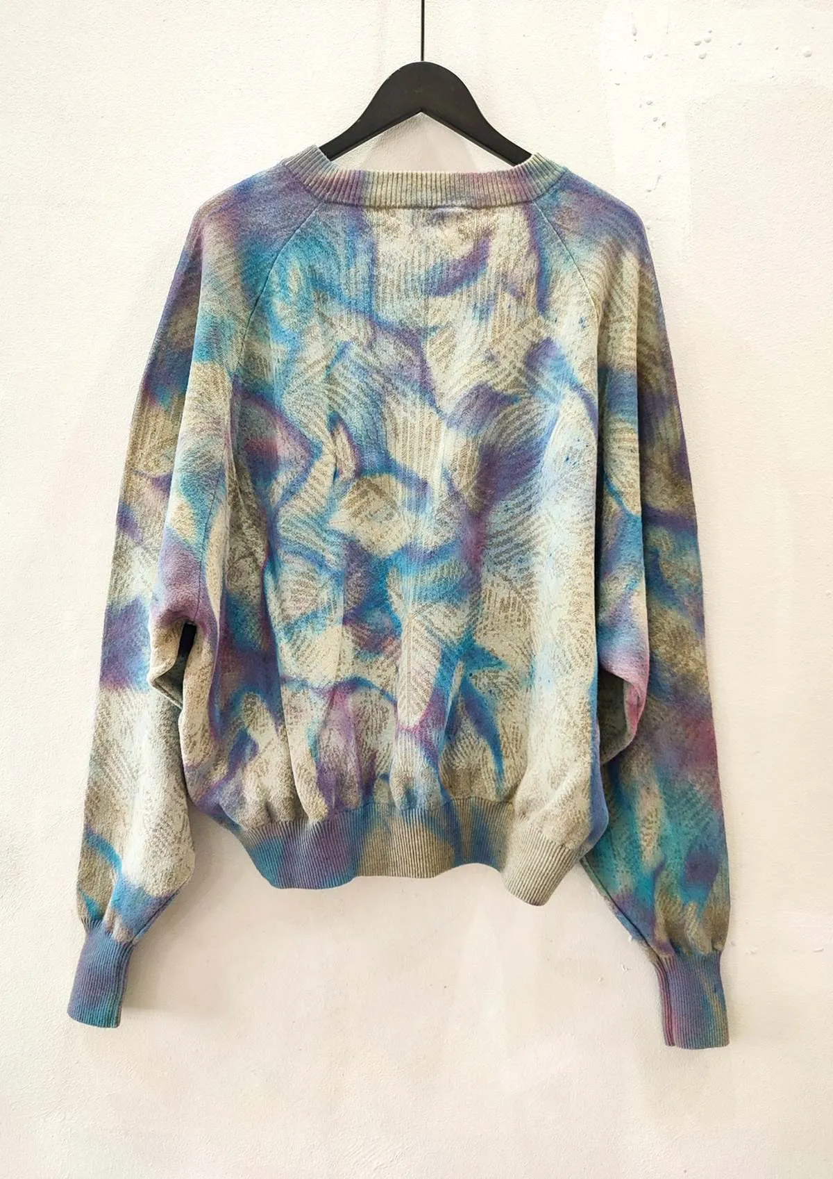 HANDPAINTED SWEATER OVERSIZED KNIT - PEACOCK beige painted