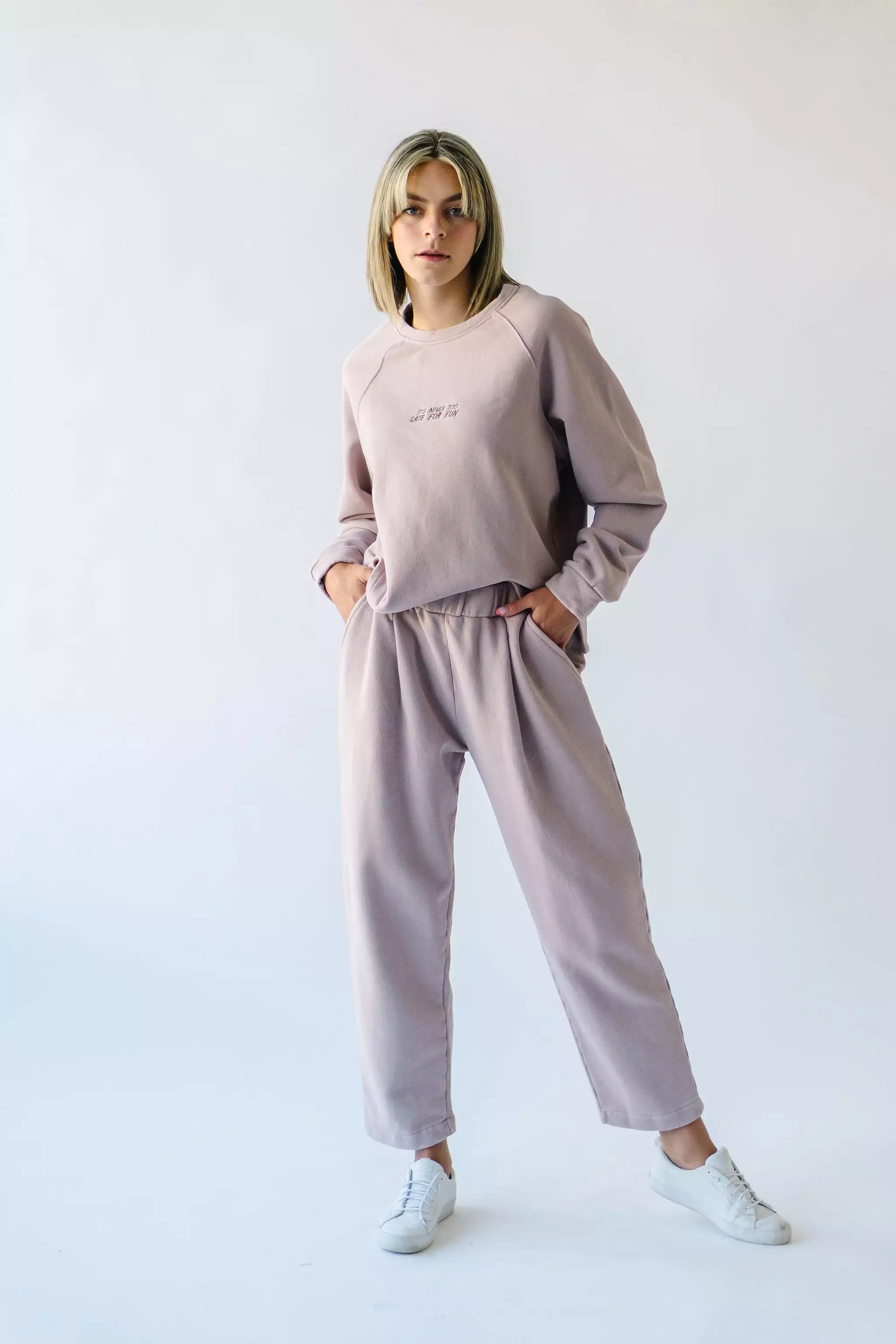 The Hanford Sweatpant in Rose