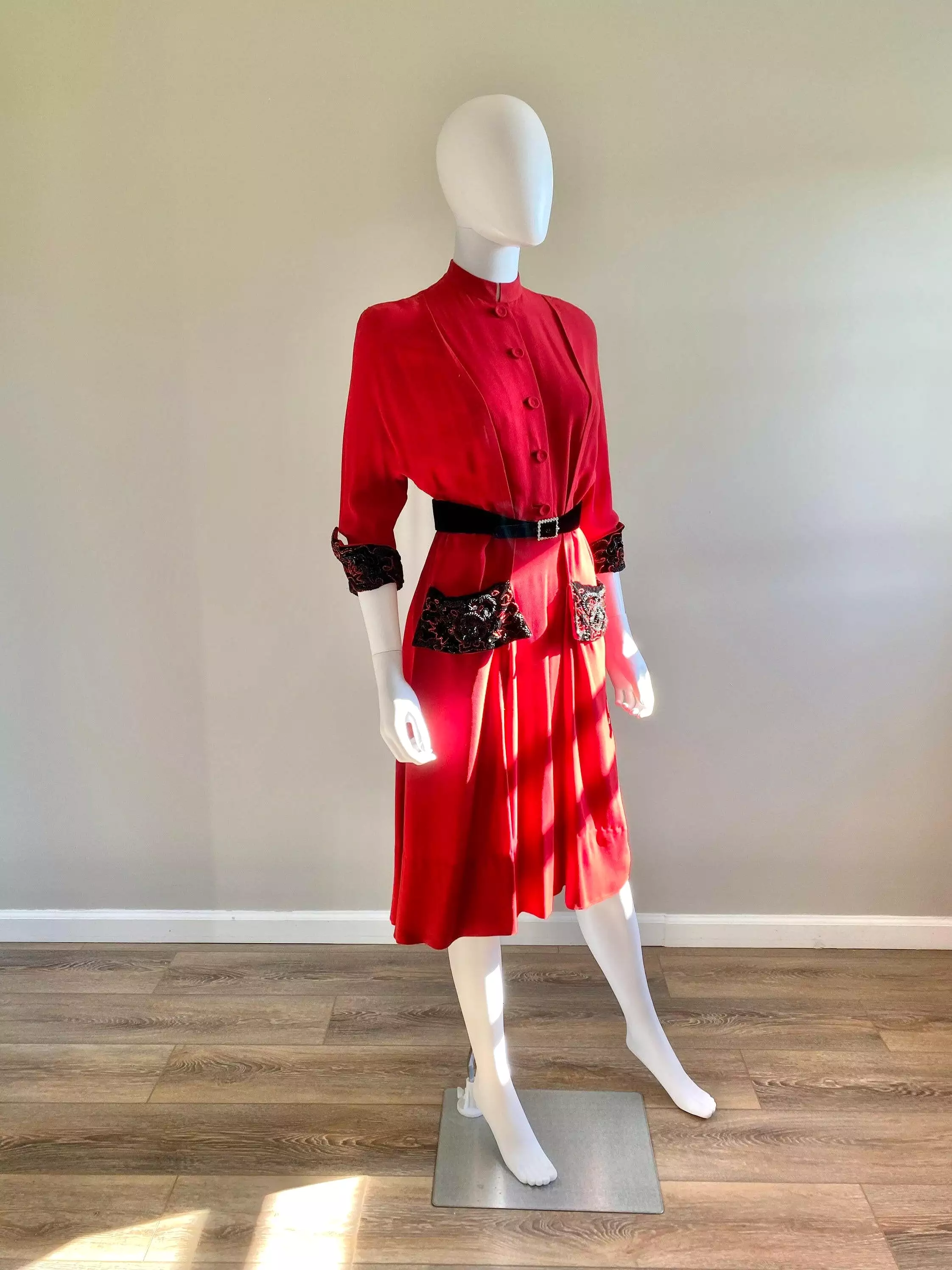 Vintage 1950s Red Rayon Dress / 50s holiday dress Size M